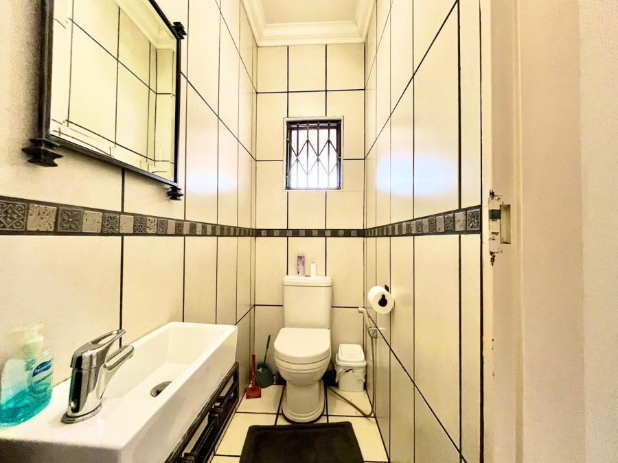 4 Bedroom Property for Sale in Safari Gardens North West